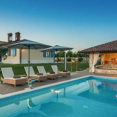 Villa Evelyn By Guide