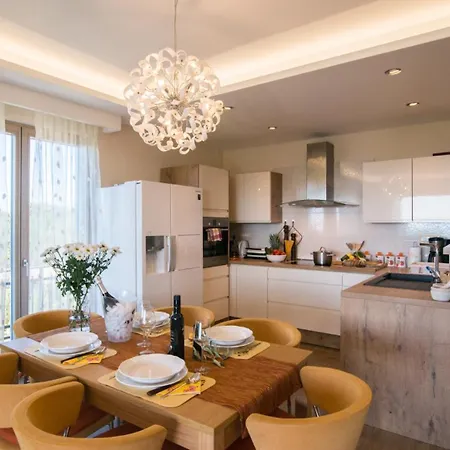 Villa Evelyn By Guide